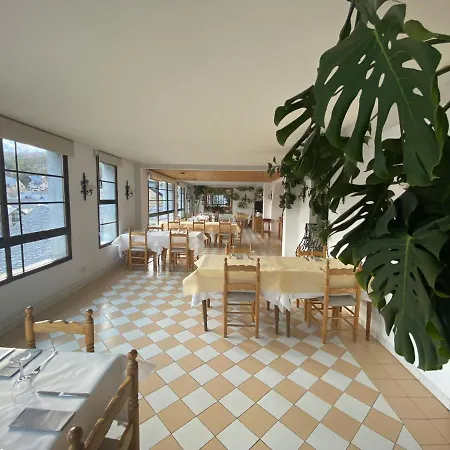 Mariana Hotel