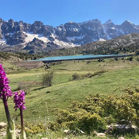 Hotel Mariana Tramacastilla de Tena