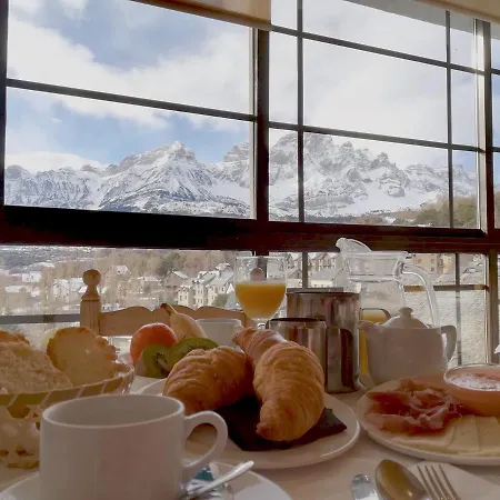 Hotel Mariana *